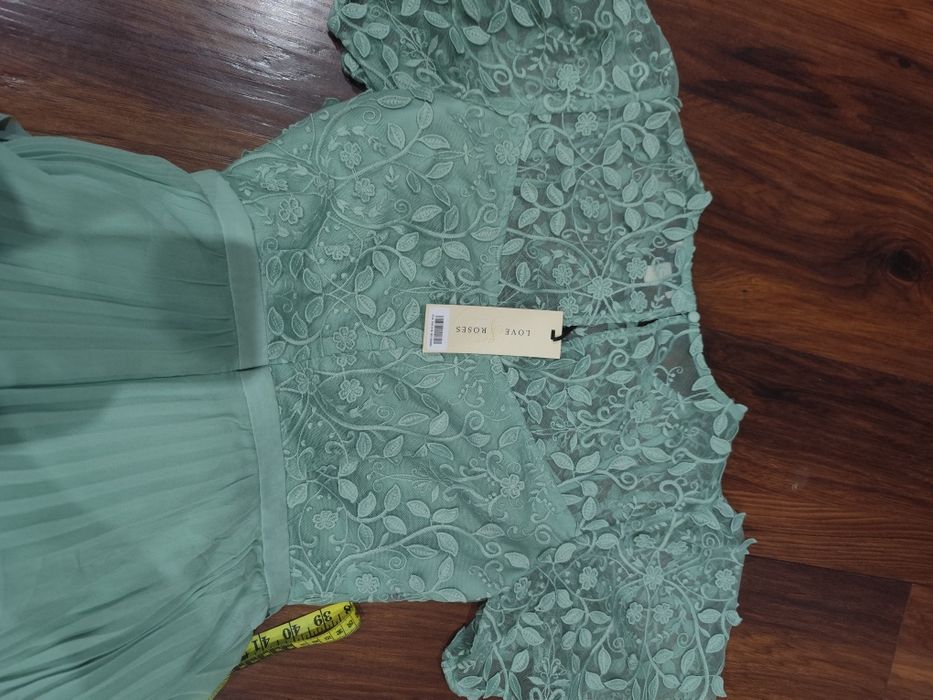 Nowa suknia na wesele love&roses r. 40