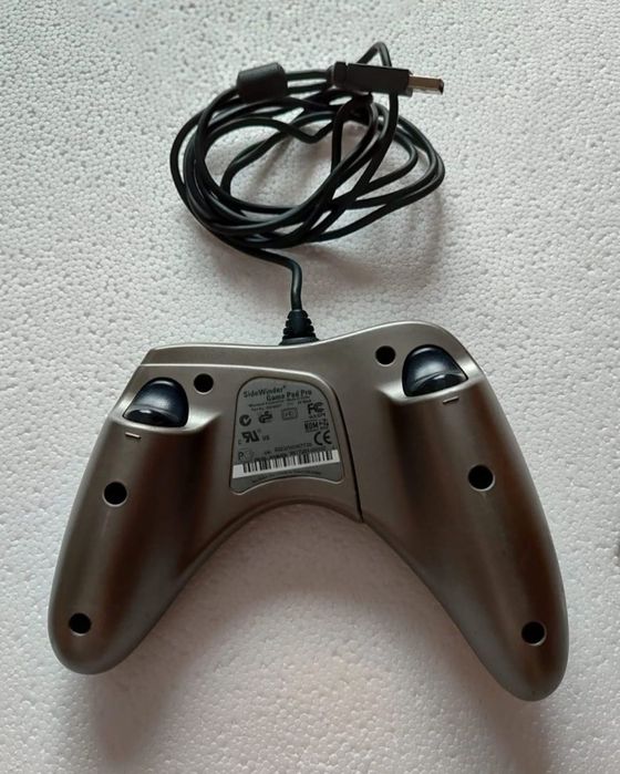 Comando Game Pad Pro Microsoft - USB