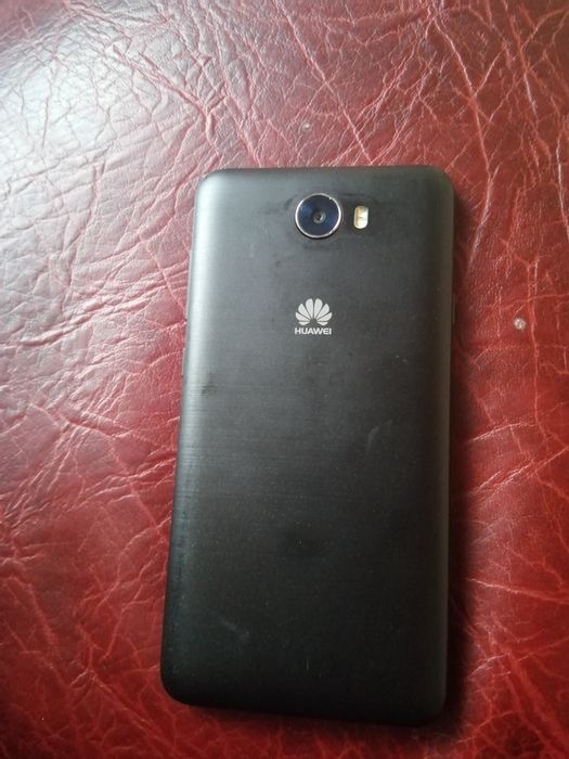 Продам Huawei Y5