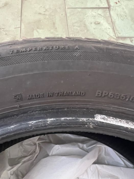 Продам вживані автошини