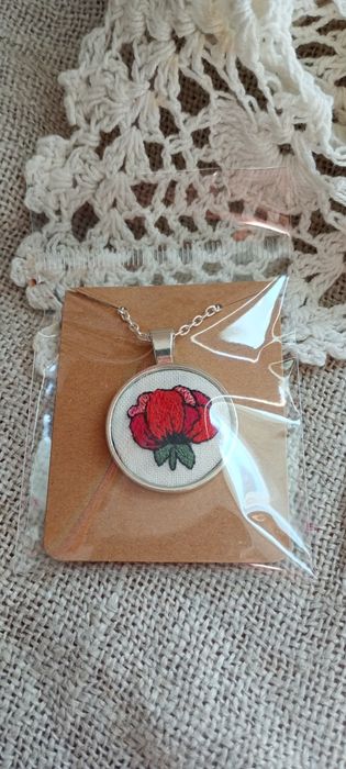 Haftowana biżuteria - ręcznie robiony naszyjnik handmade