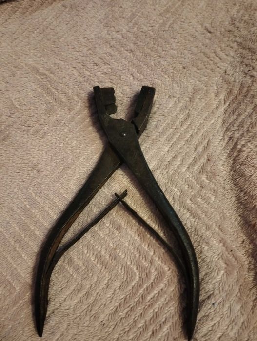 Szczypce Kaletnicze z czasów PRL