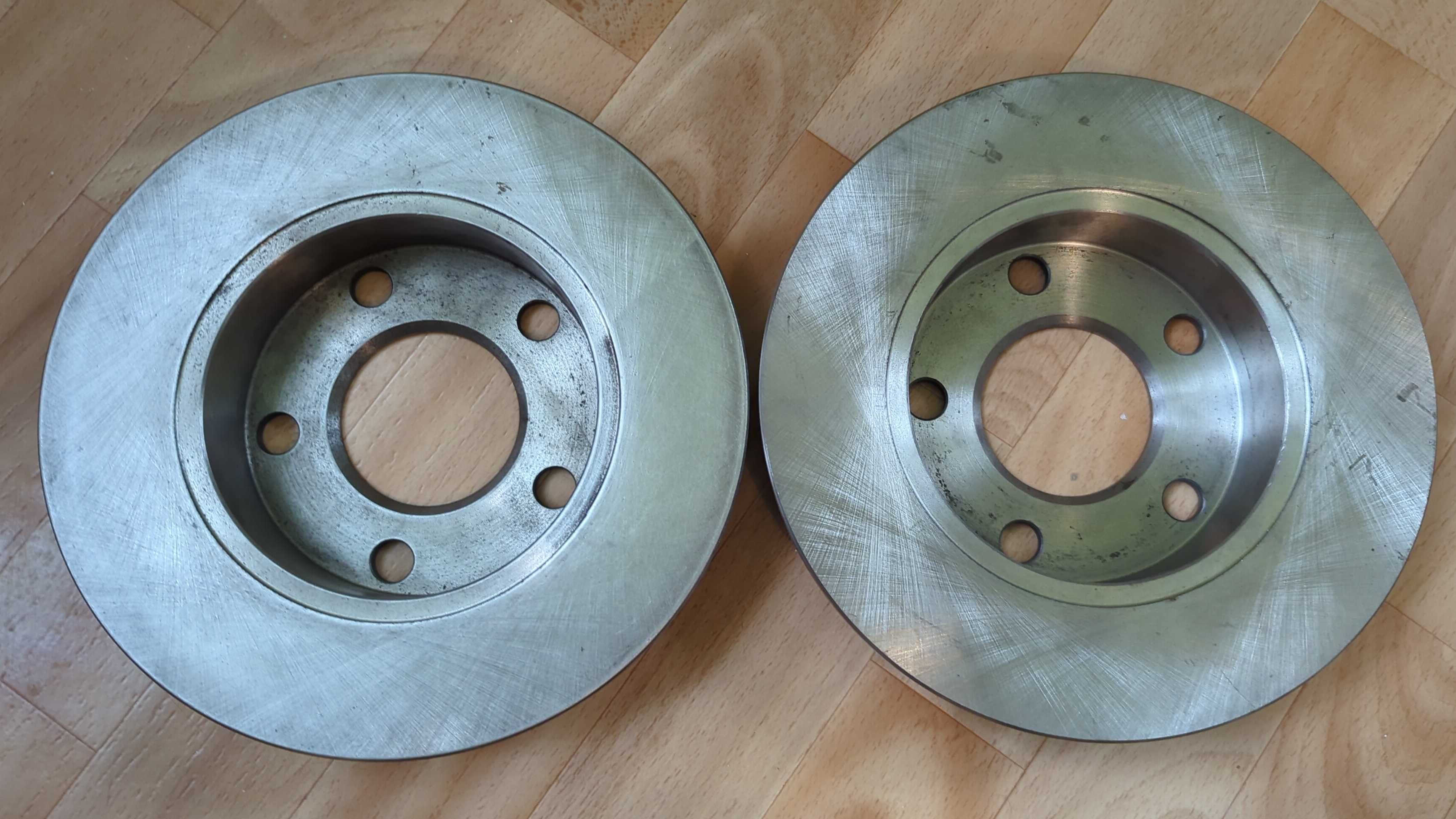 Tarcze hamulcowe tył 245mm/48mm- Passat B5 4motion / Audi A4 B5 Qattro