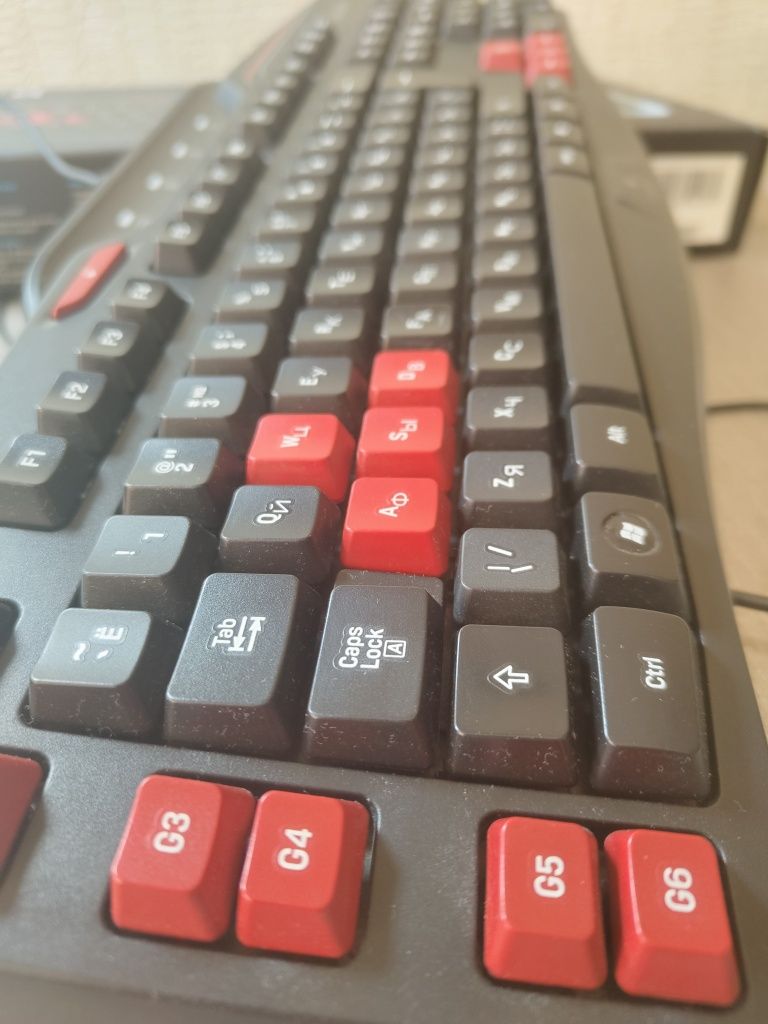 Комплект клавіатура + мишка Logitech G 103 + G102