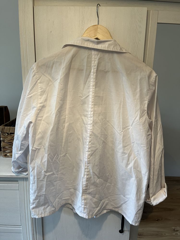 Biała koszula oversize