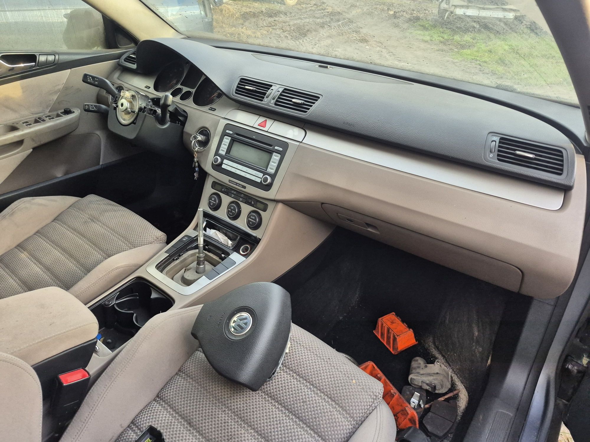 Kokpit deska rozdzielcza poduszki pasy vw passat b6