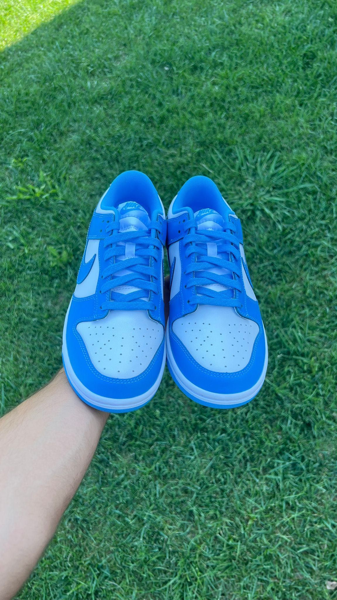 Nike dunk low university blue