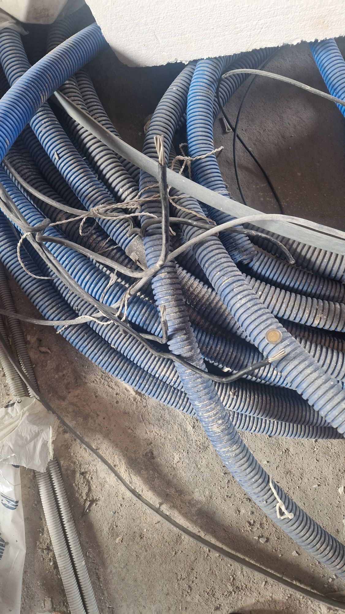 Kabel 100m na budowę plus skrzynka