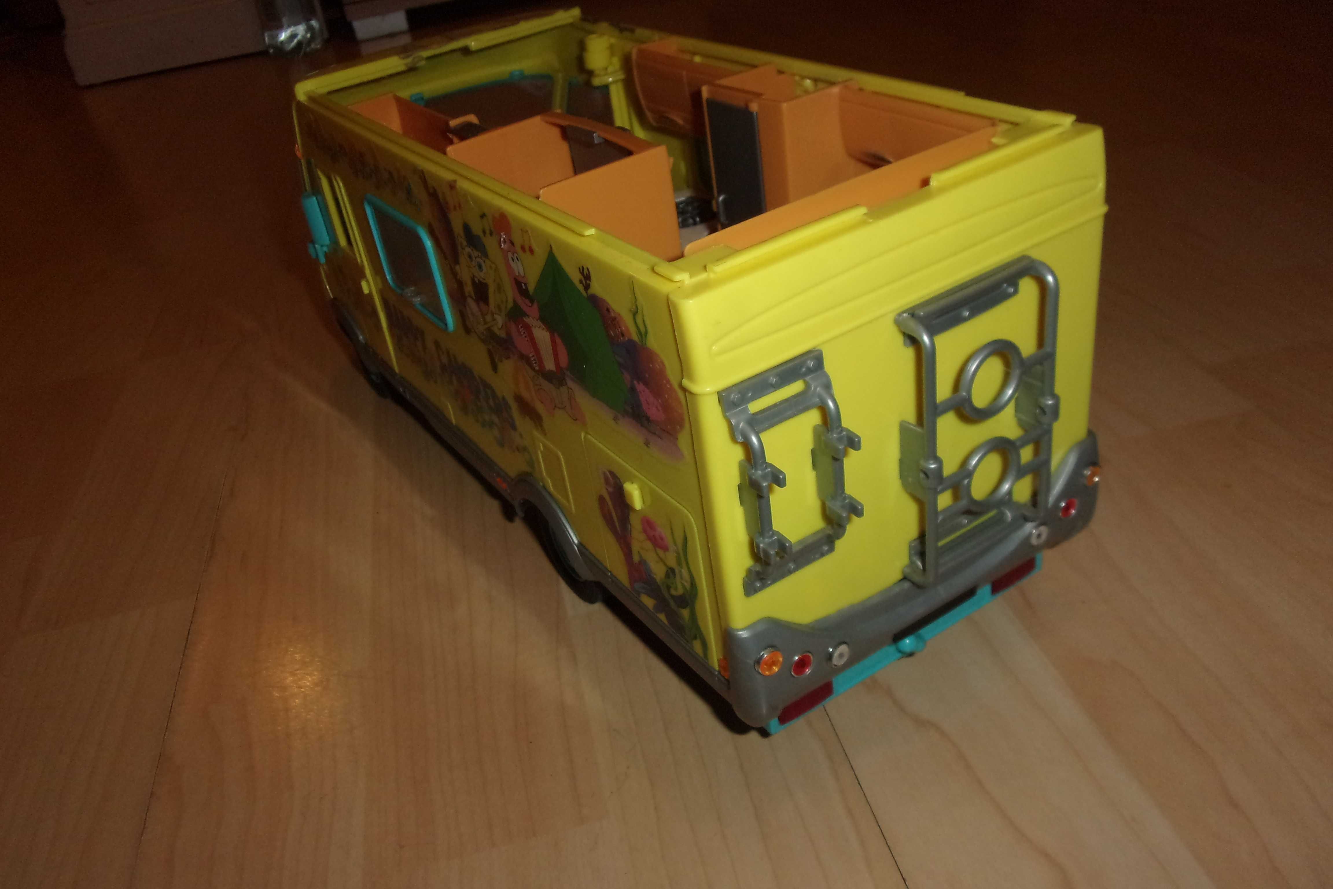 spongebob happy campers pojazd kamper samochód Patryk Kanciastoporty