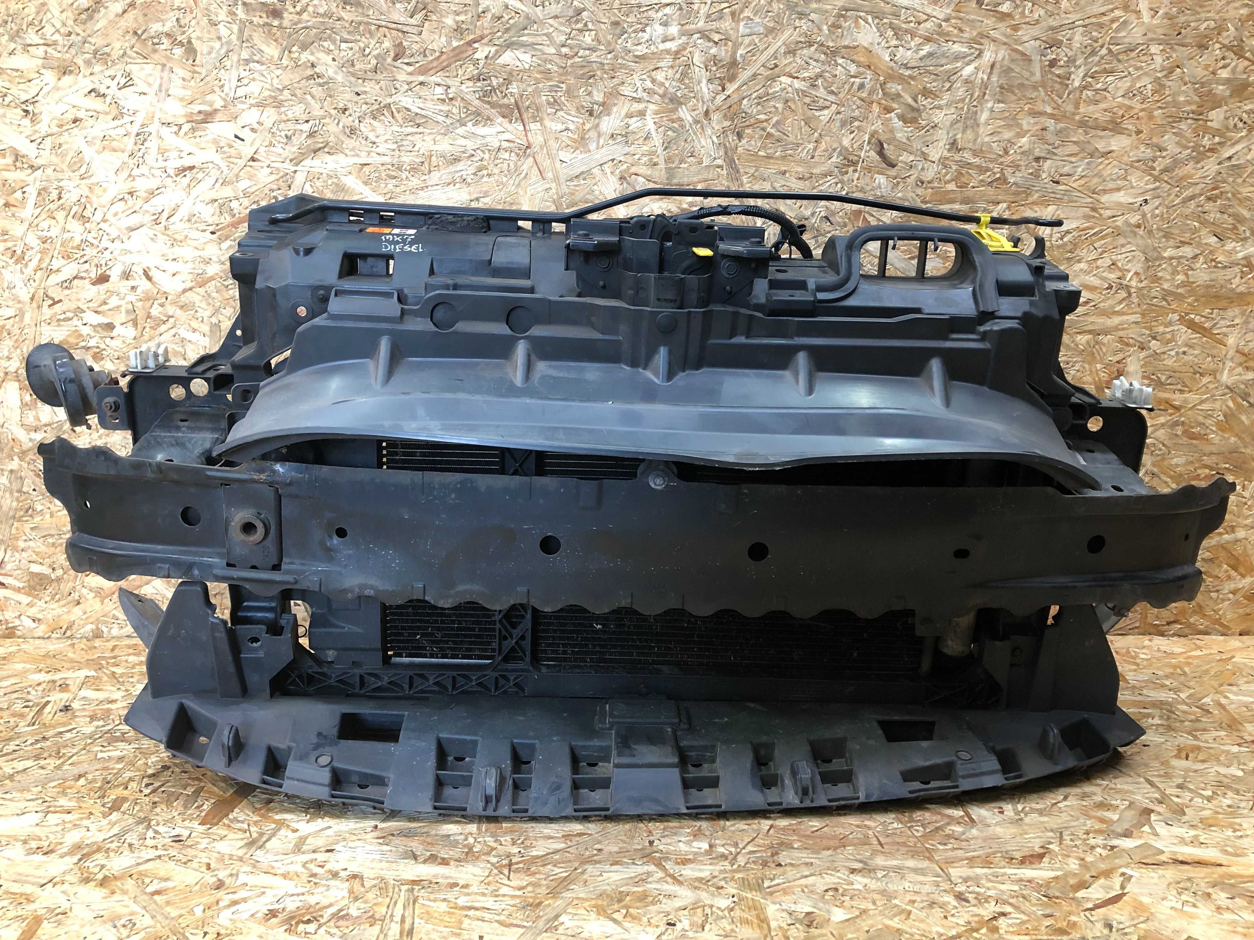 Pas przedni kompletny Ford Fiesta Mk7 przed liftem