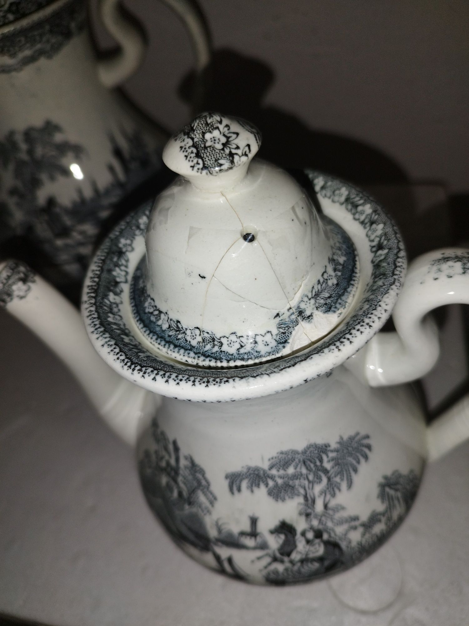 Cafeteiras/Bules da Fábrica de louça de Sacavém