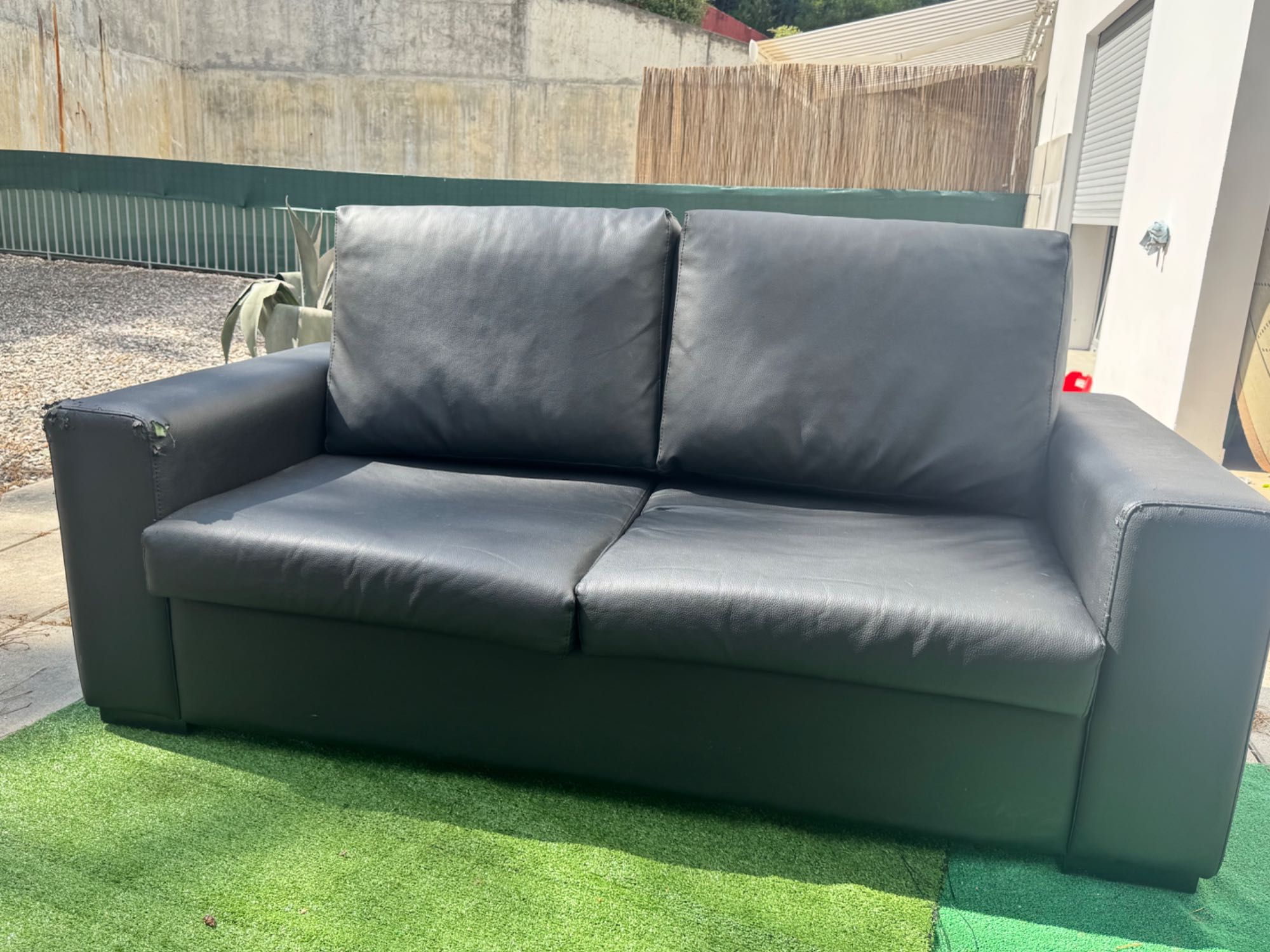 Vendo Sofá Preto