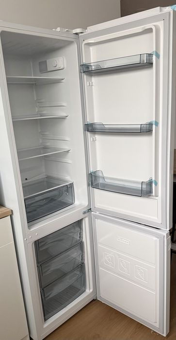 Frigorifico Combinado NOVo