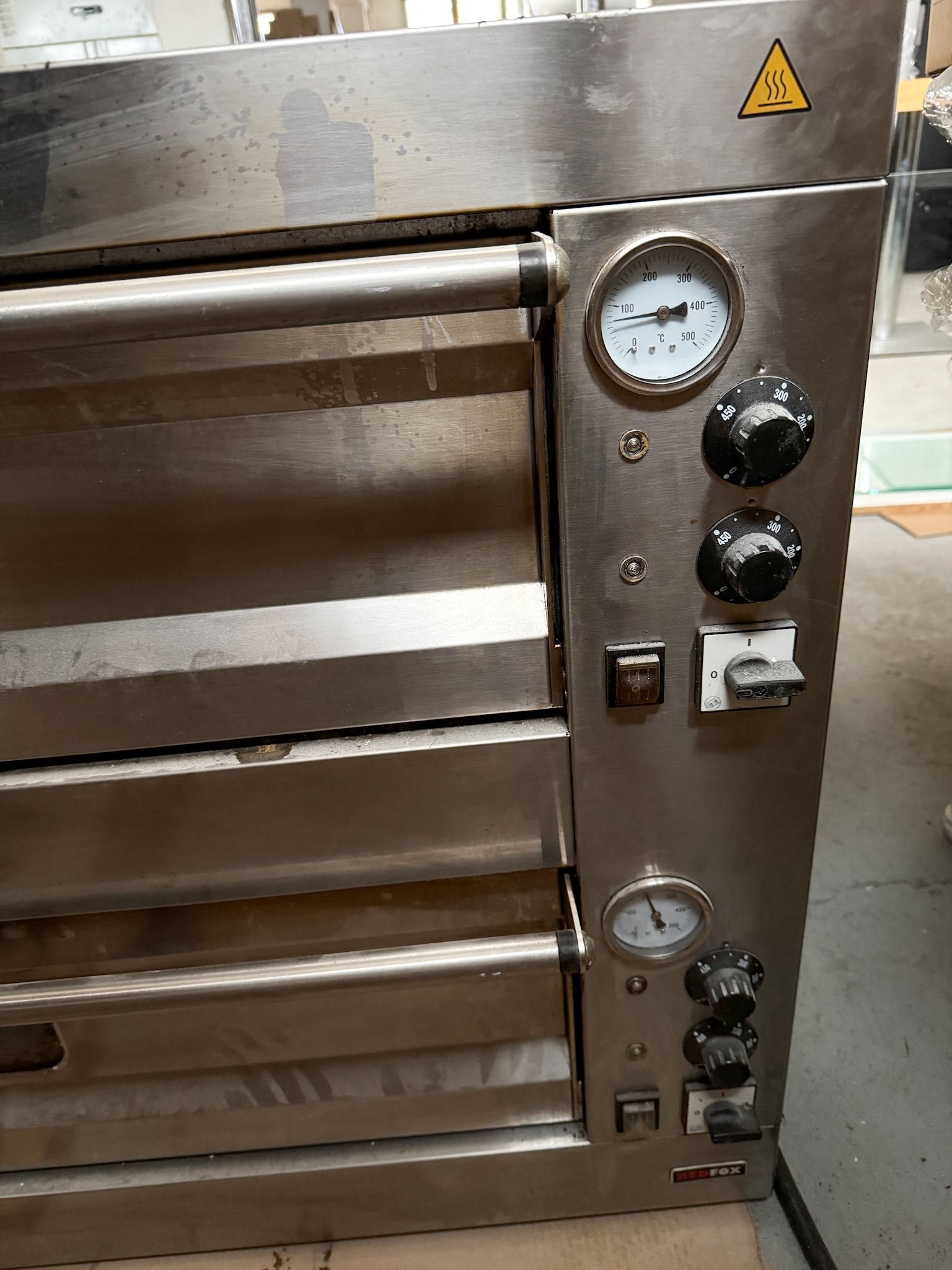 Piec do pizzy 2 - komorowy Red Fox E - 12L