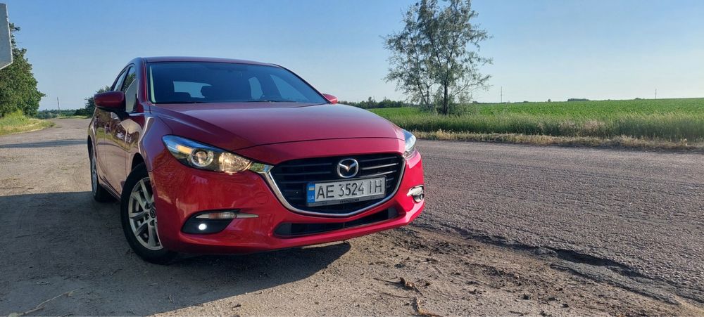 Продам власне авто Mazda 3