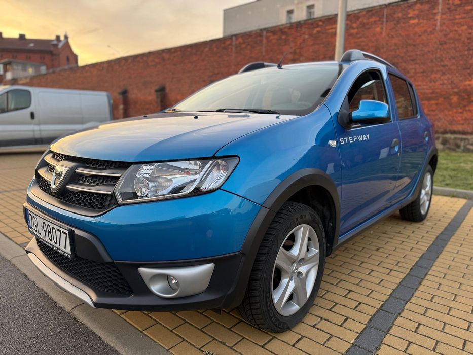 Dacia Sandero Stepway 1 właściciel, bezwypadkowy, hak, bluetooth, opony wielosezonowe