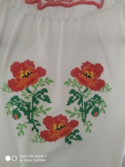 Дитяча вишиванка