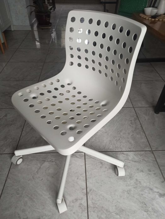 Krzesło ikea do biurka