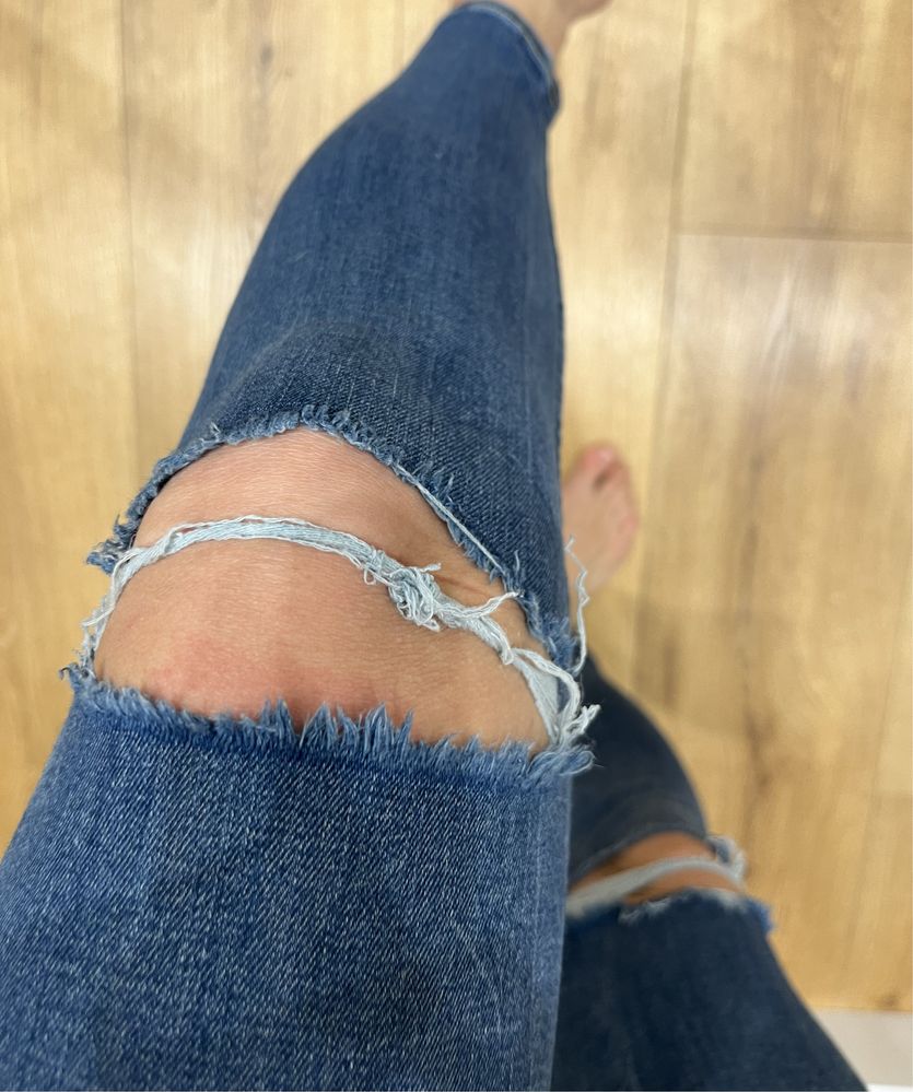 Spodnie jeansowe xs pusz up Bershka