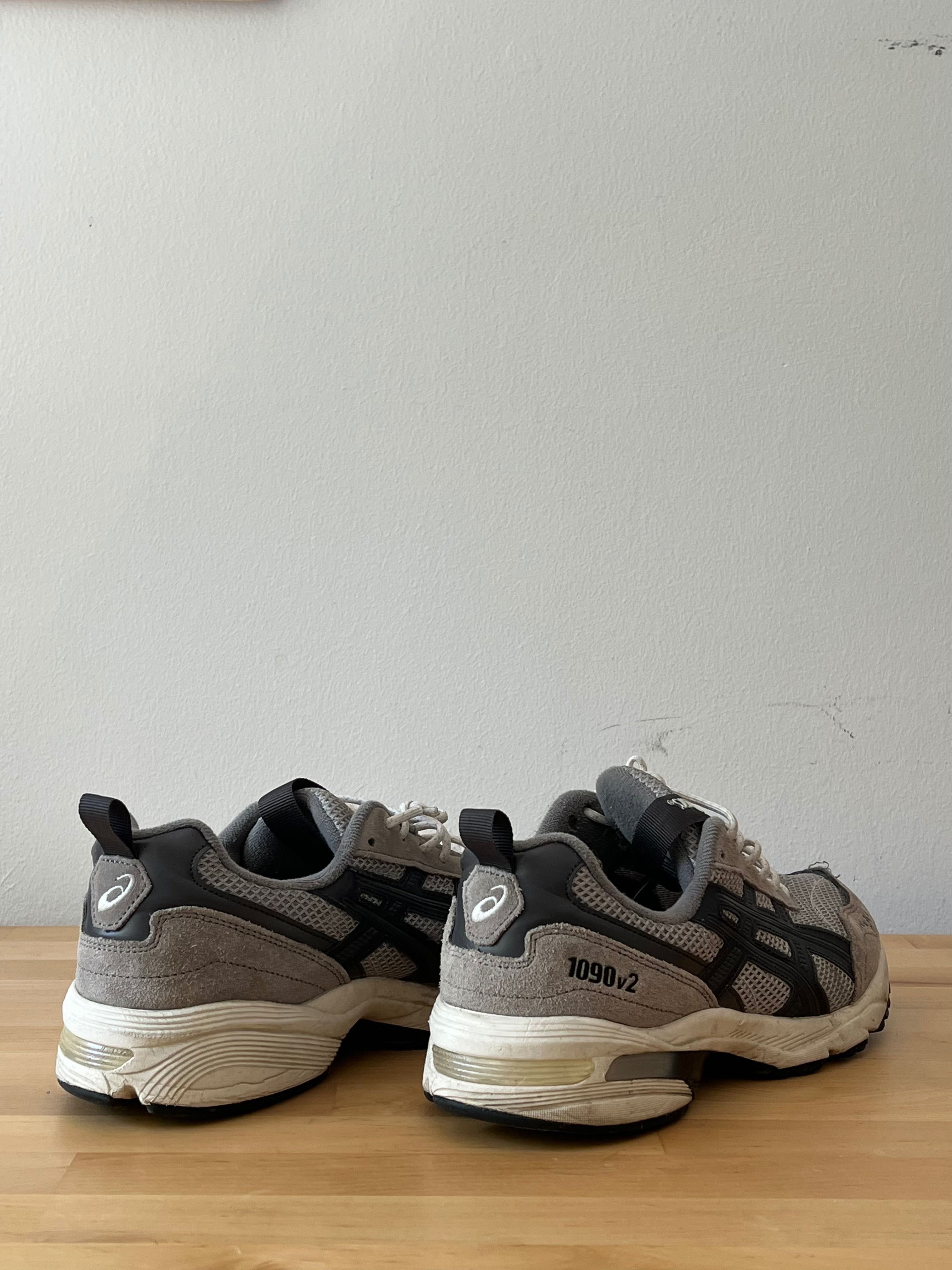 Asics GEL 1090v2 - EUR 42 - usados