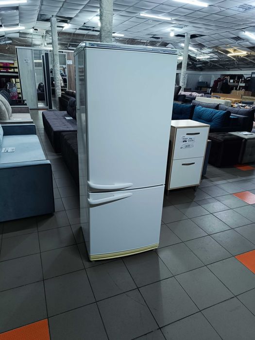 Двокамерний холодильник ATLANT МХМ 1803