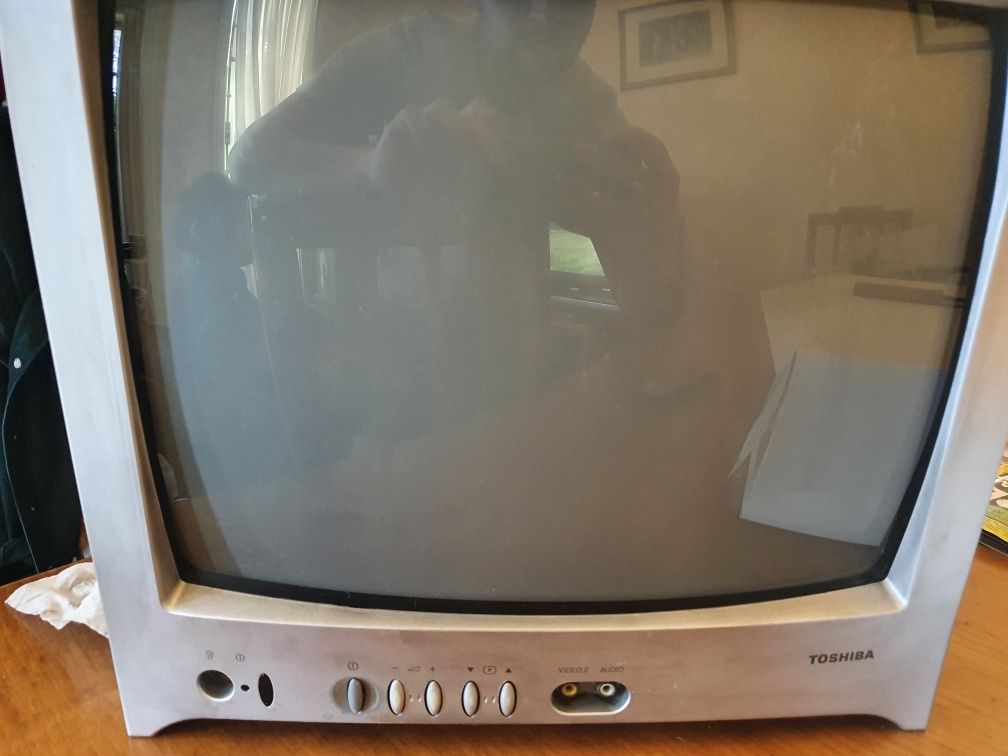 TV Toshiba antiga