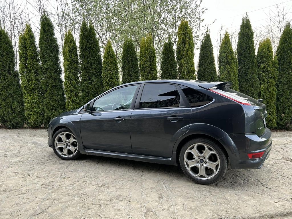 Ford Focus  Zetec S