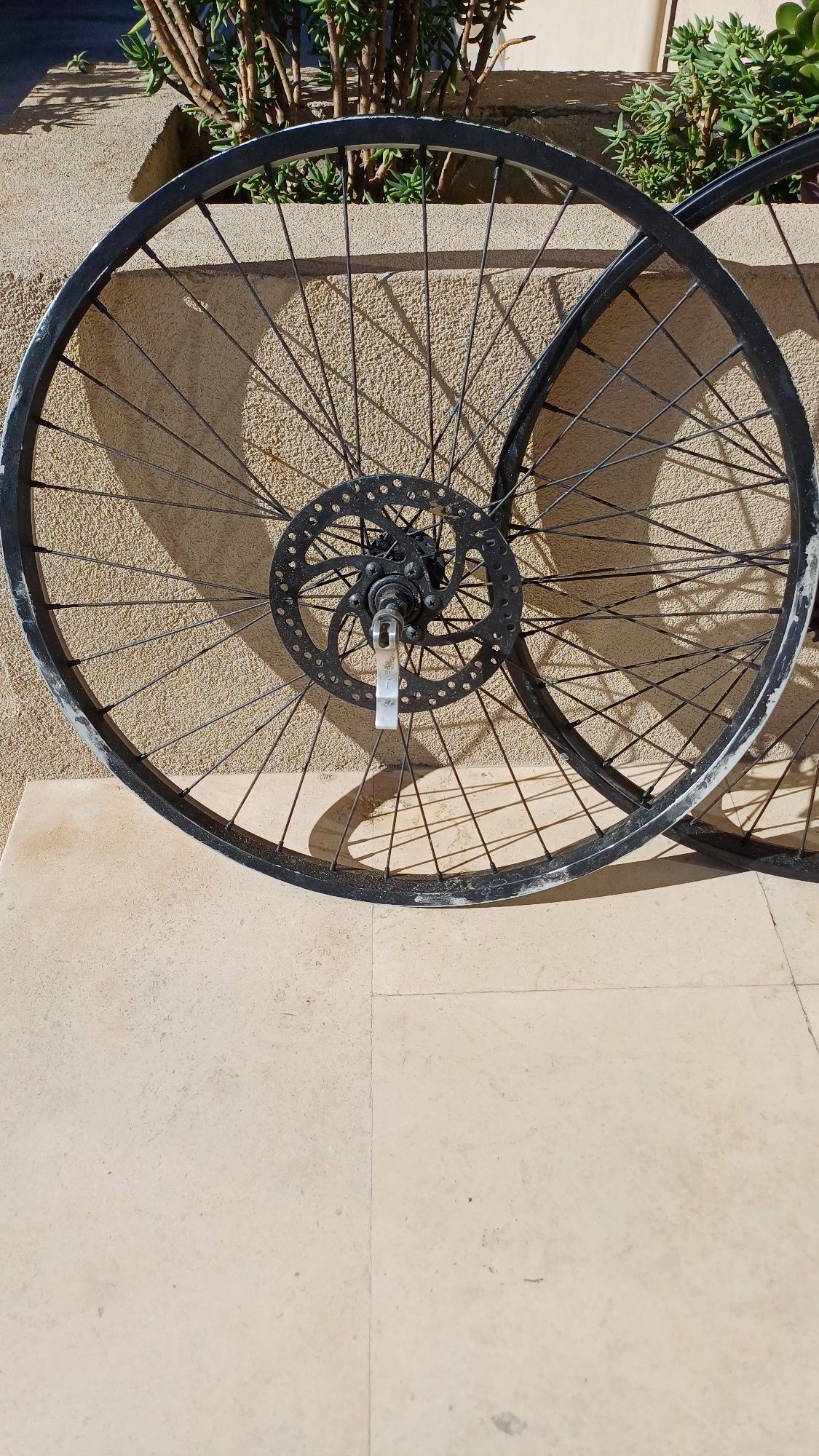 Vendo conjunto roda 24 bicicleta
