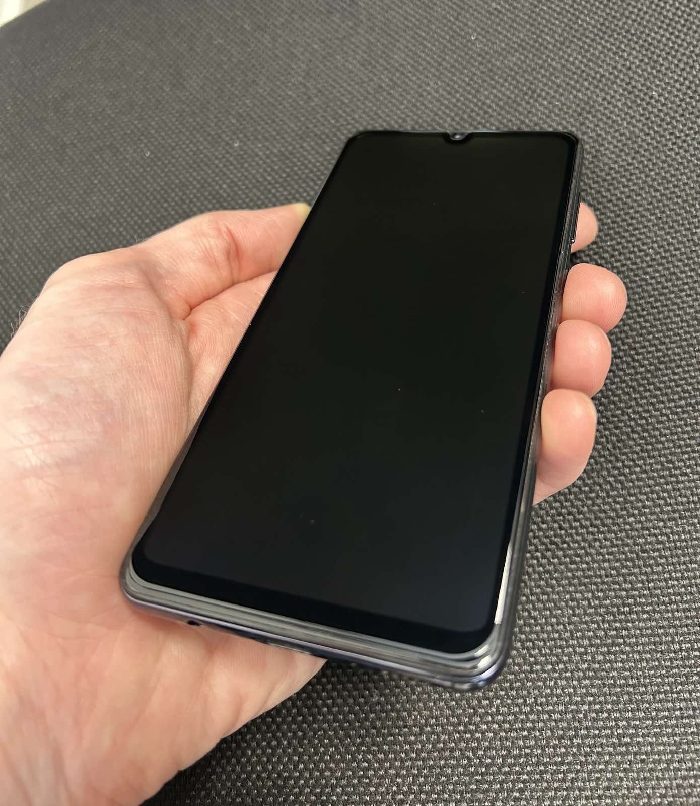 Смартфон Samsung A31 Хороший стан