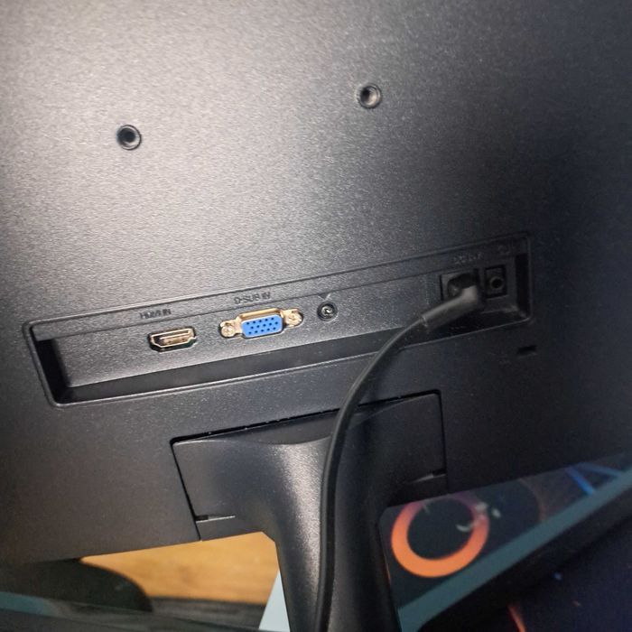 Monitor Samsung 27' Full Hd 144hz zakrzywiony Gamingowy !