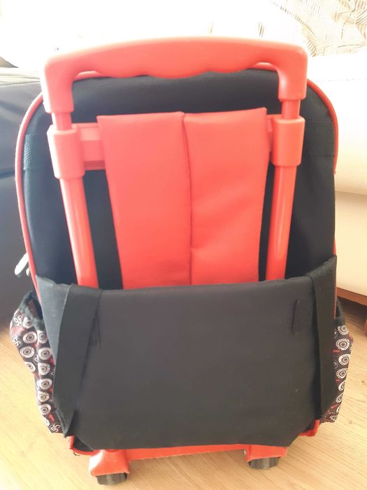 Mochila Trolley Formula Racers, com ilustrações Disney Cars