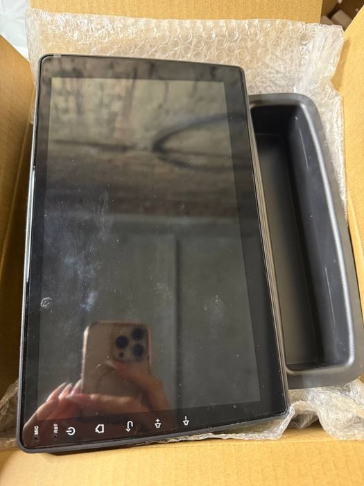 Андроїдна магнітола 10.1 4+64GB для Renault Trafic/Opel Vivaro 2010-20