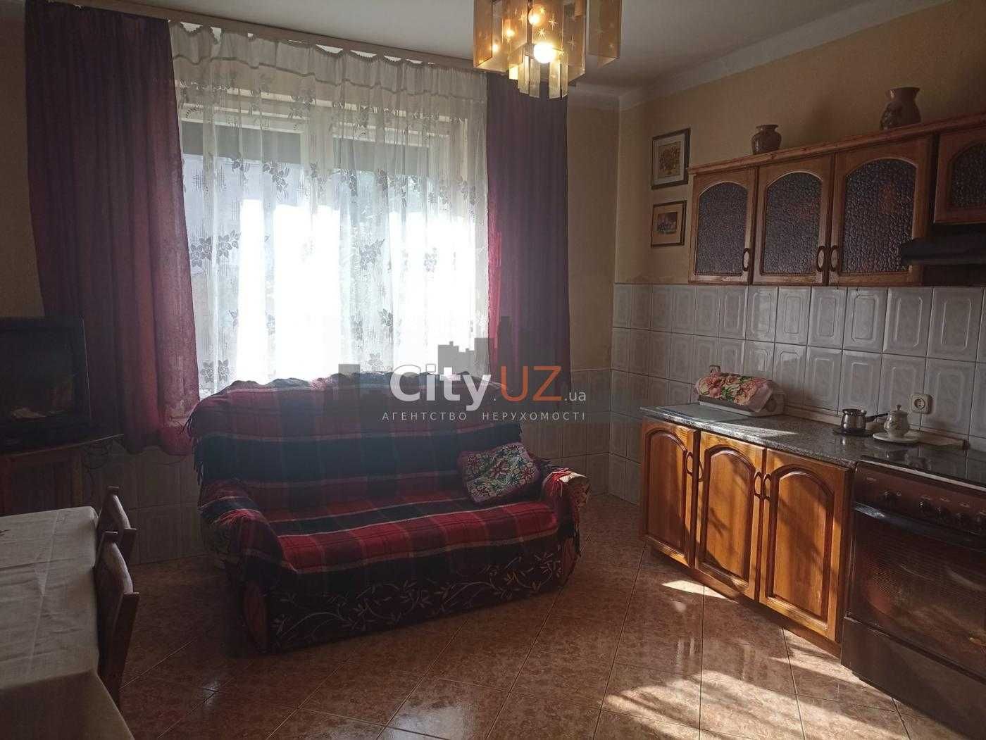 Продається будинок в центральній частині  м.Ужгород