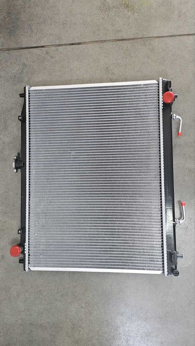 Радиатор воды кондиционера Mitsubishi Pajero Wagon  Паджеро Вагон 4