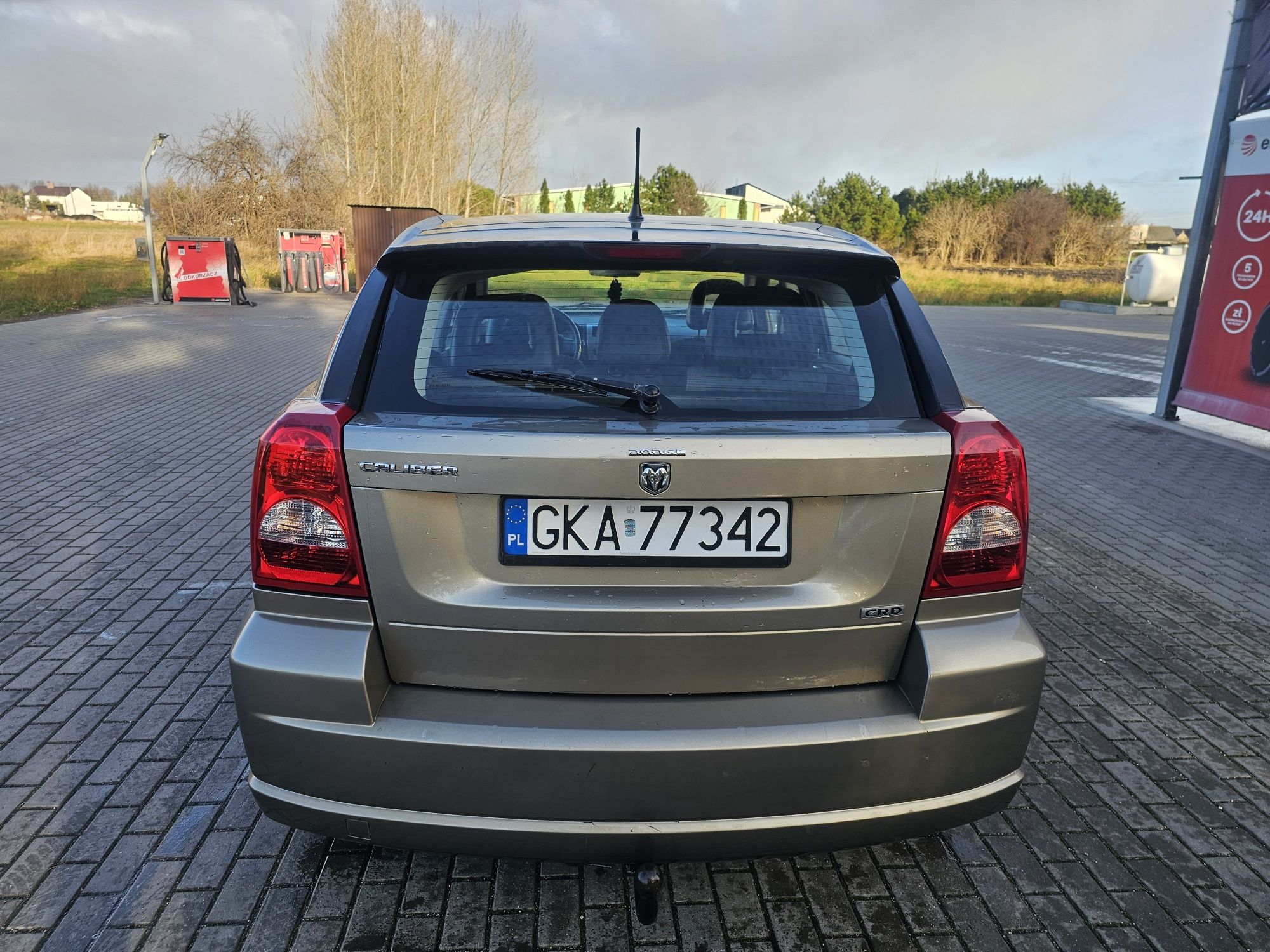 Dodge Caliber 2.0D 2008r Opony zimowe opłaty aktualne