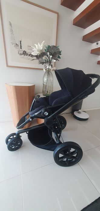 Carrinho Quinny Mood Black Devotion + babicoque BeSafe Izi Go