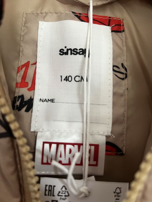 Kurtka chłopięca przejściowa pikowana Marvel Spider-Man 140 Nowa
