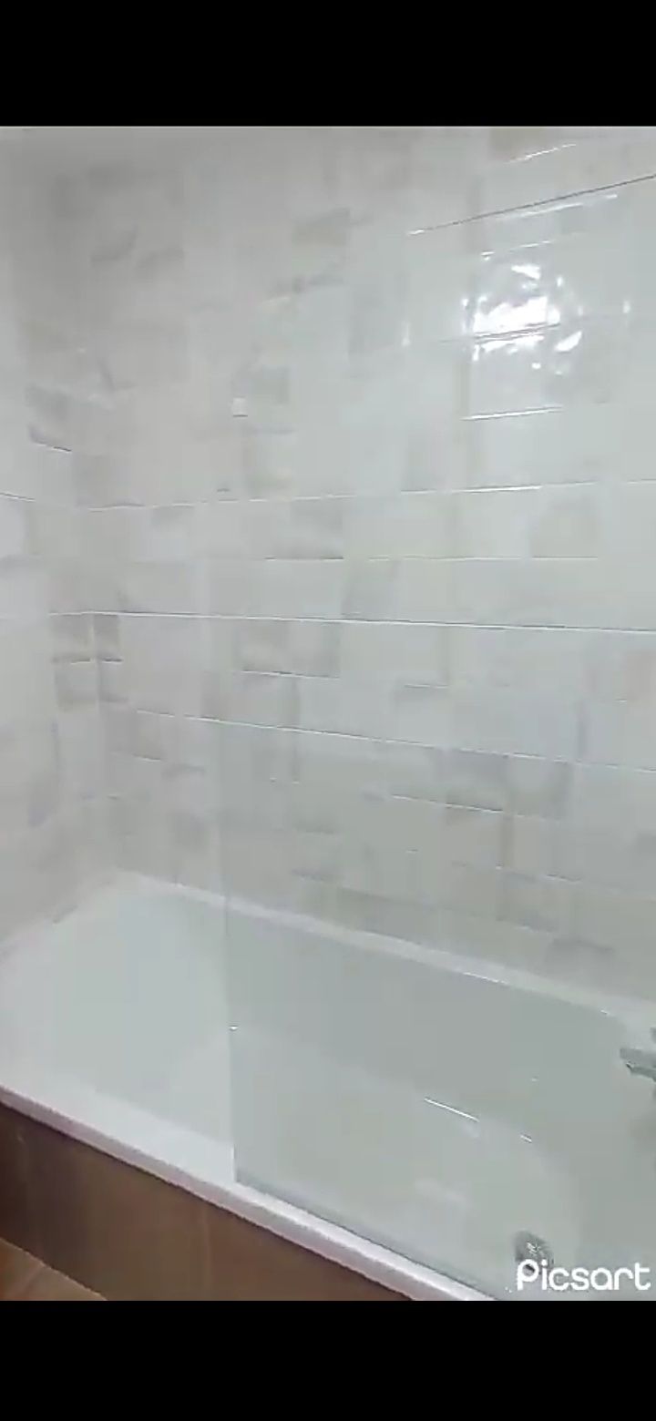 Pinturas,  revestimentos e impermeabilização em geral.