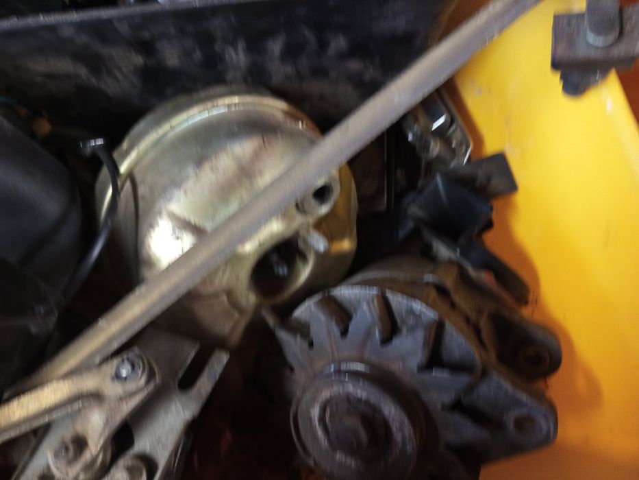 Fiat 125 p wykopki garażowe