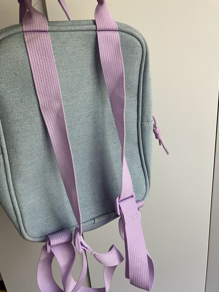 Plecak Pusheen z naszywkami Reserved