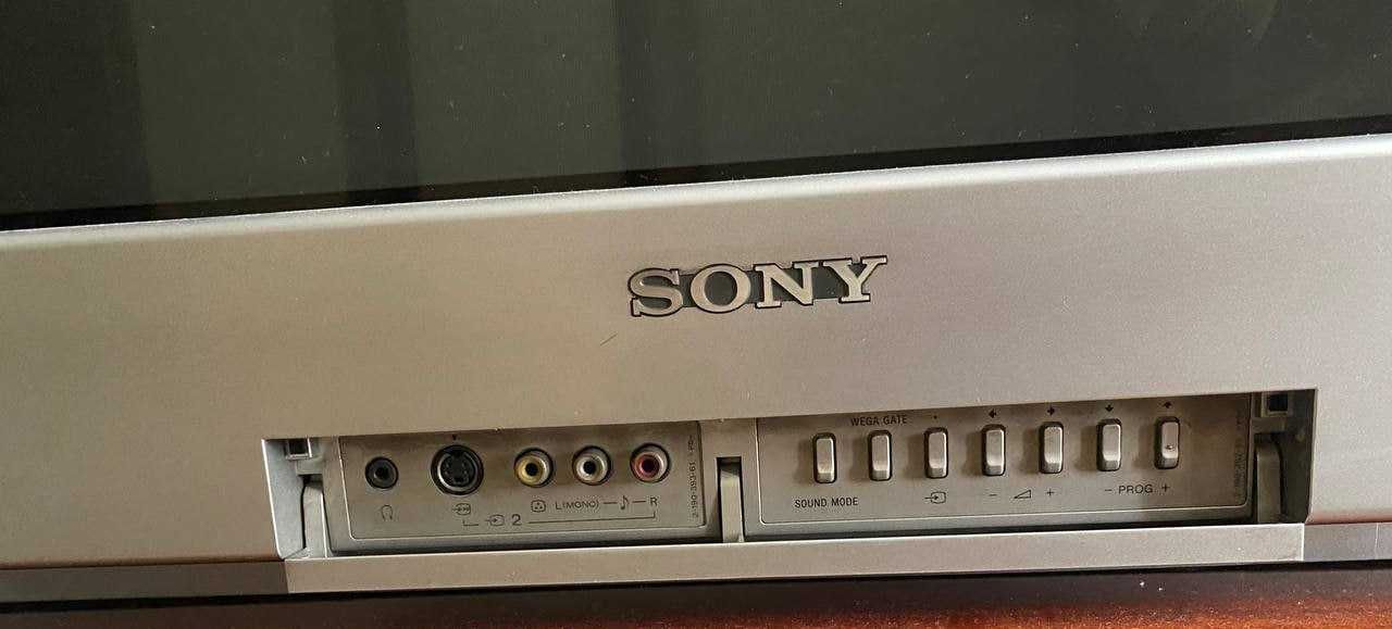 Телевизор " Sony  Trinitron DRC-MF "