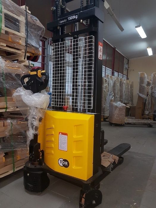 Wózek paletowy elektryczny 1,5T 3,3M WS15H-3300