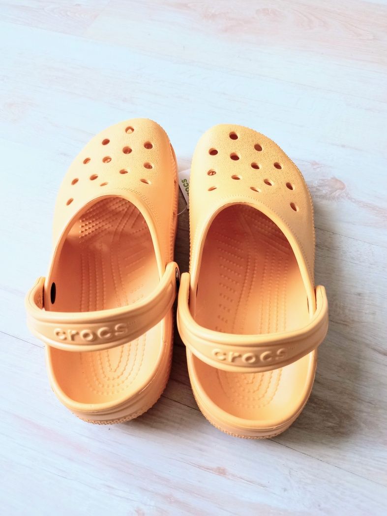 Crocs Classic Clog