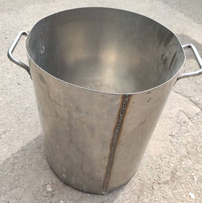 кастрюля из нержавейки, бак, бочка
