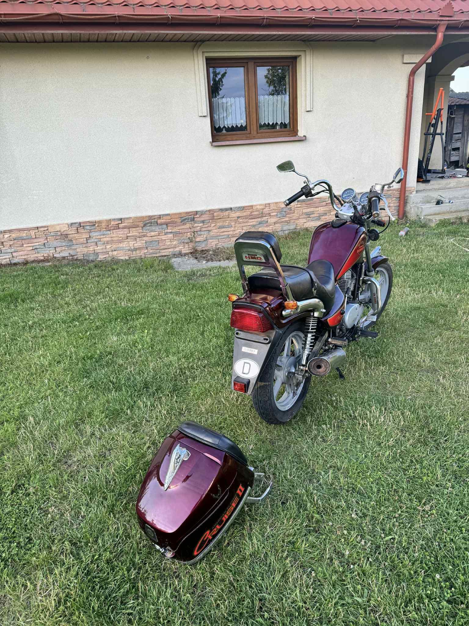 Hyosung cruise 2 125 kat B chopper