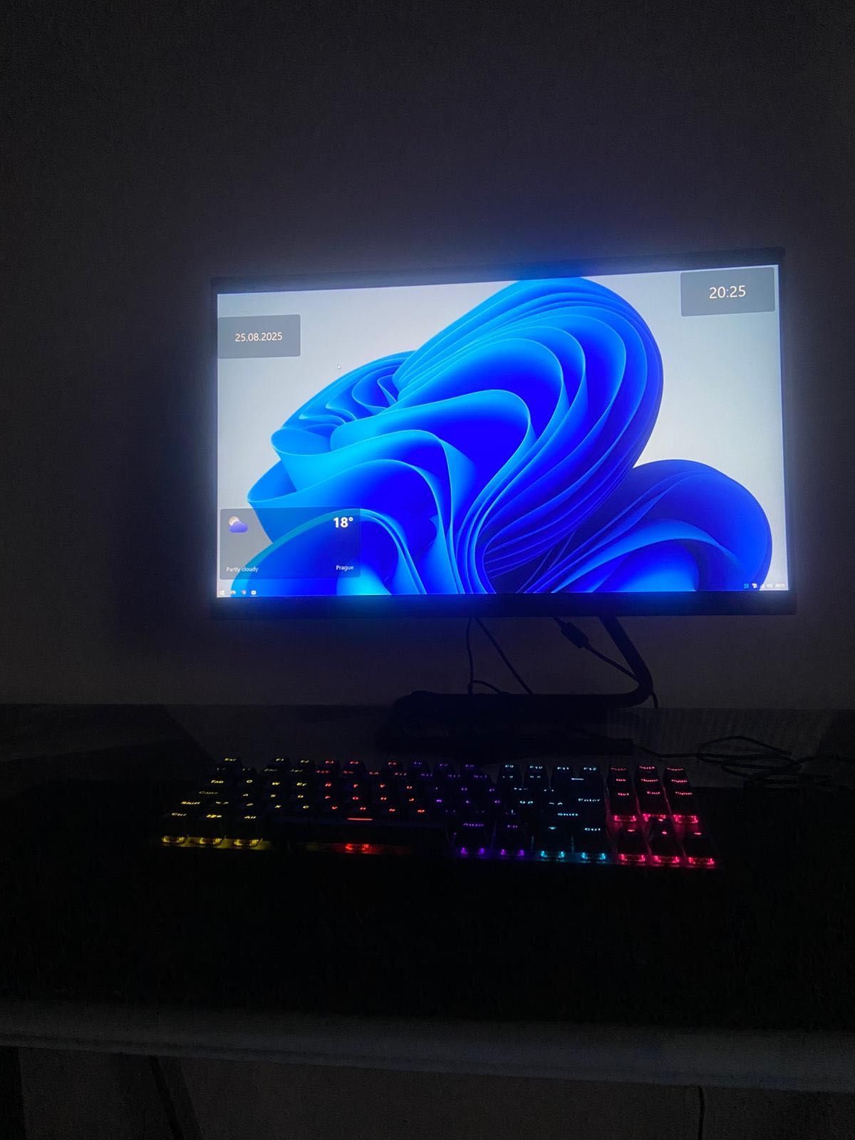 Computador  Teclado Mecânico + Rato – Ótimo para Trabalho e Uso Diário