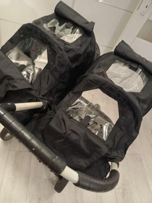 Wózek dla bliźniąt