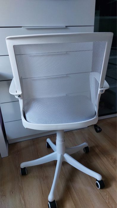 Krzesło fotel do biurka Agata meble