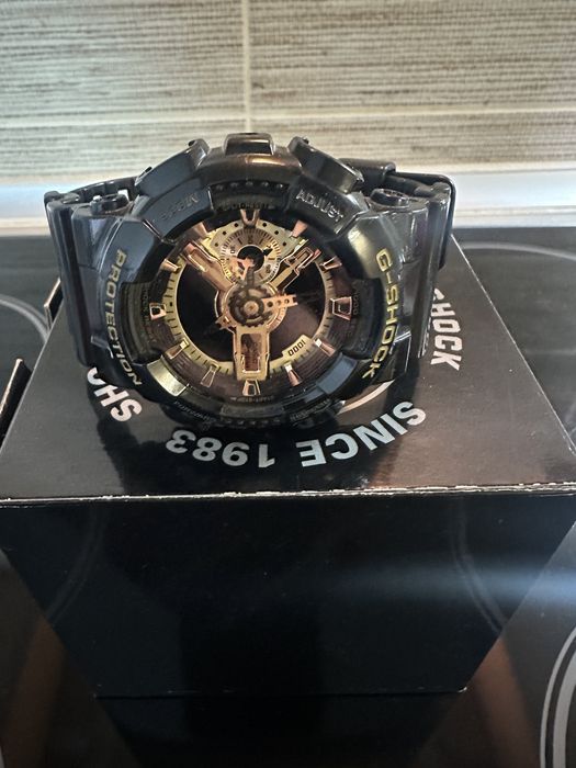 Годинник CASIO G-SHOCK GA-110 gold, black