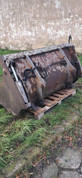 Łyżka Łyżkokrokodyl 4w1 ładowarka cat jcb